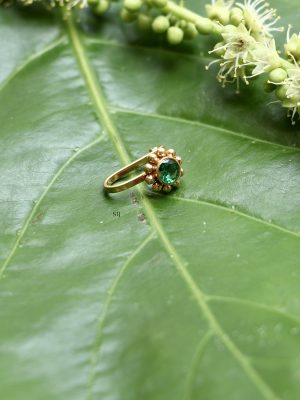 Emerald Nose Pin ACCIPN02374