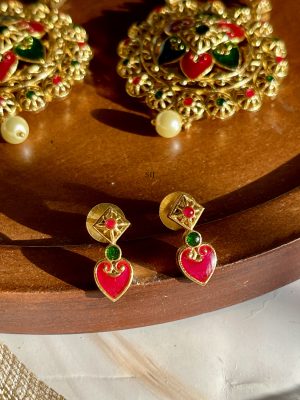 Enamel Pendant Chain VARIPC01135