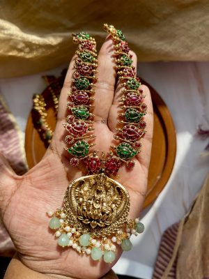 Nakshi Stone Necklace VARIN01137