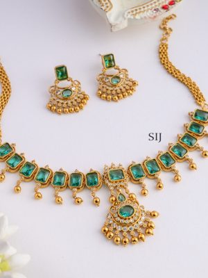 Peacock Green Stone Necklace AJPIN03310