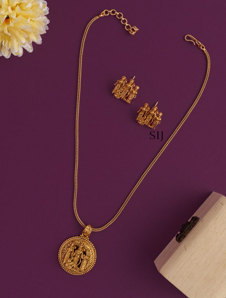 Ram Parivar Dollar Chain AADIPC01386