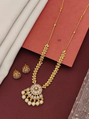AD Stones Flower Pendant Necklace ABDIN02186