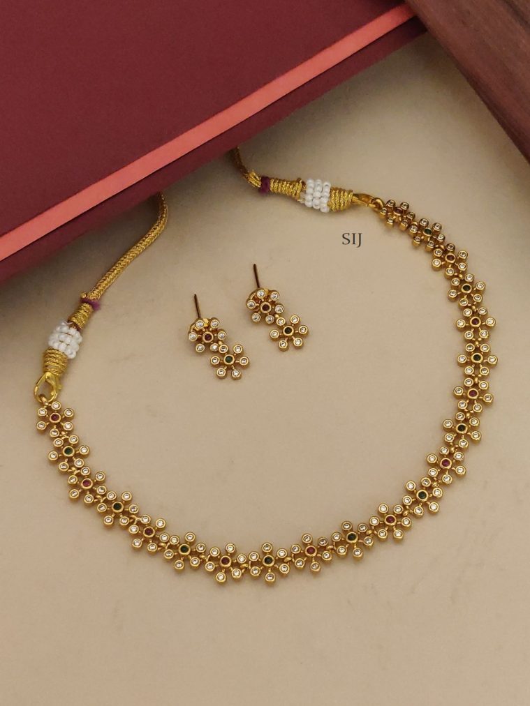 White Stone Flower Necklace ABDIN02189
