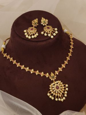 White Stone Attigai Necklace ABDIN02193