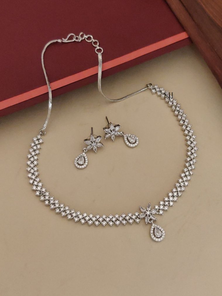Silver Plated White Stone Necklace ABDIN02204