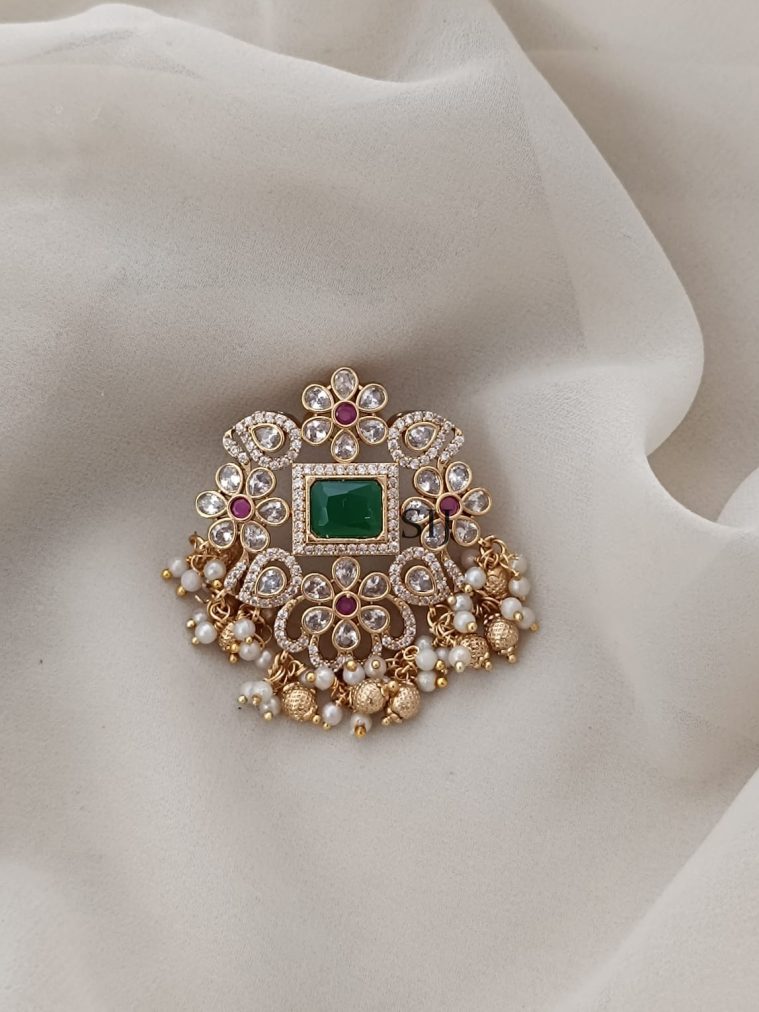 Green White Stone Pendant ARJIPC02427