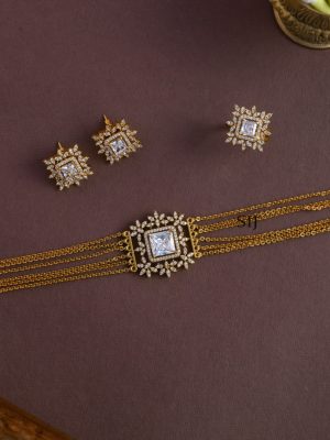 White Stone Choker AJPIC03441