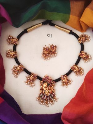 Ganesh Thread Necklace ARJIN00433