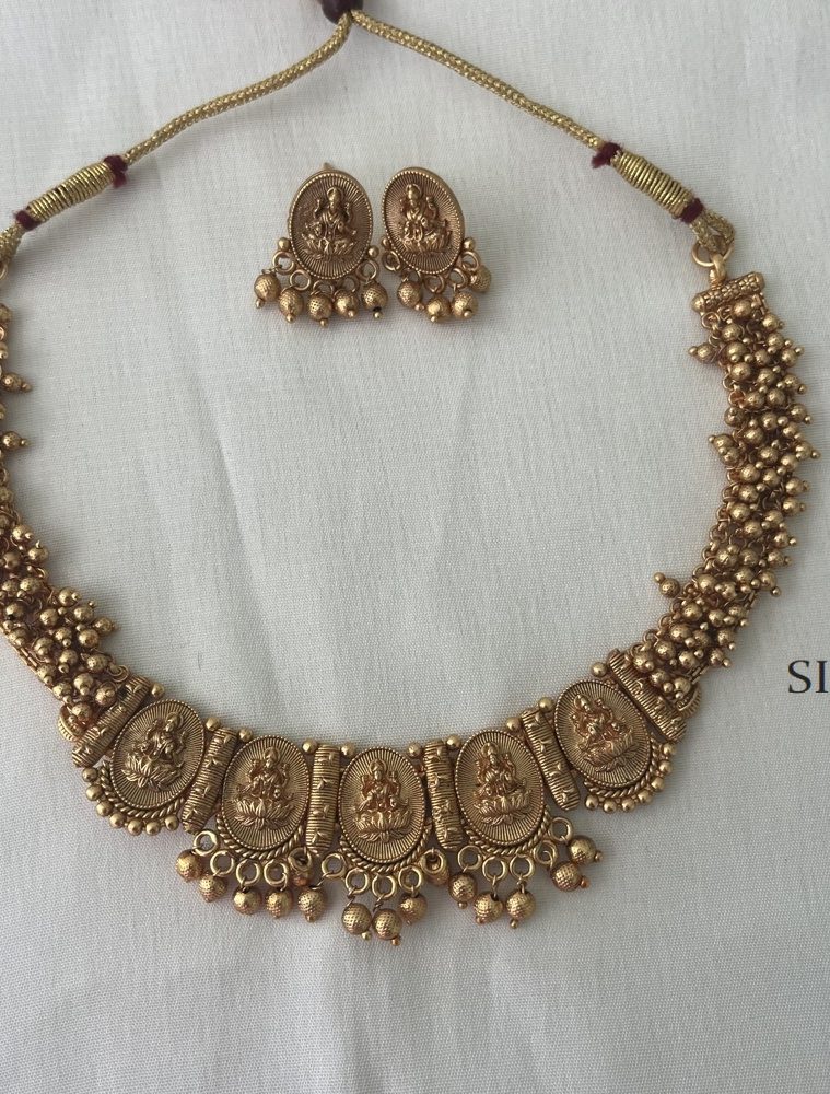 5 Lakshmi Necklace DIVIN00872