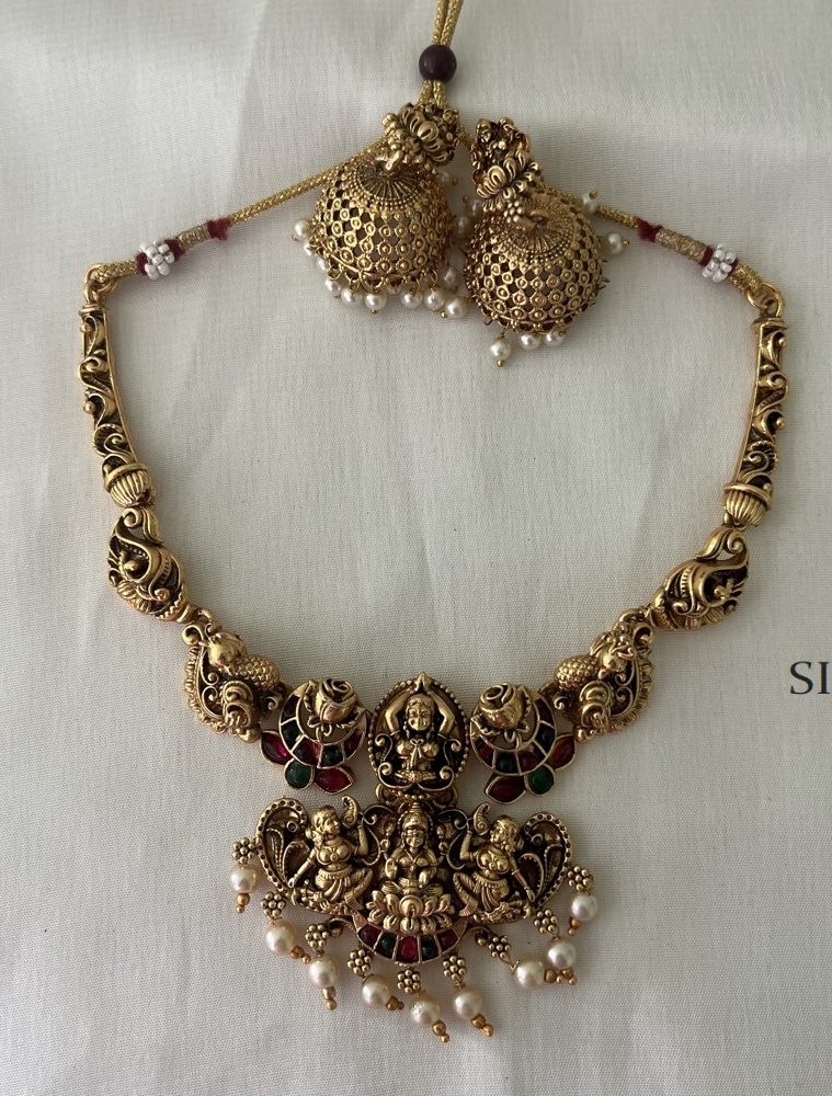 Antique Lakshmi Necklace DIVIN00886