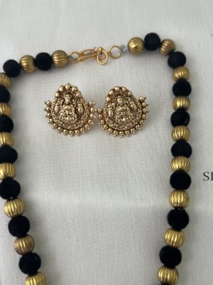 Black And Gold Ball Beaded Necklace DIVIN00890