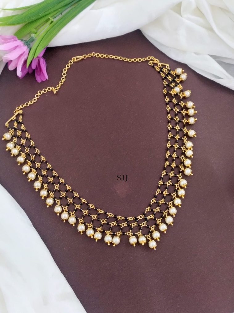 Black Beads and Pearls Jali Necklace