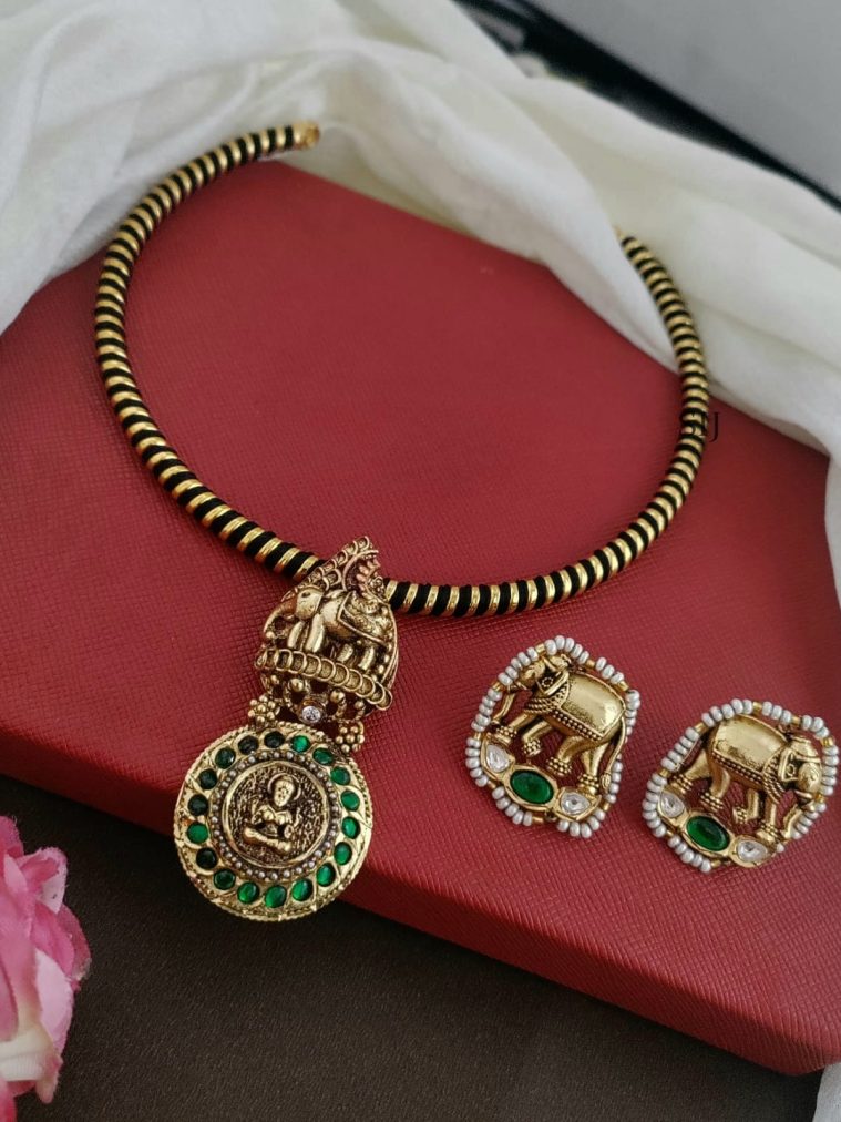 Elephant Hasli Necklace DEVIN00707