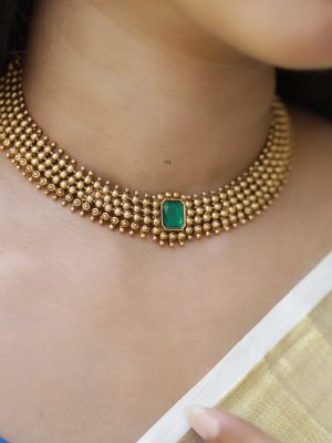 Emerald Antique Necklace VARIN01172