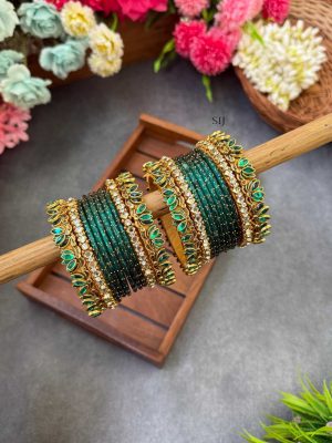 Green Silk Thread Glass Bangles MAAIB0000059