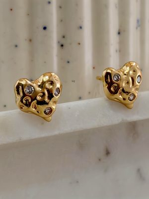 Hammered Heart Stud Earrings SHADE00701