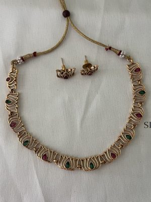 Kemp Lotus Necklace DIVIN00889