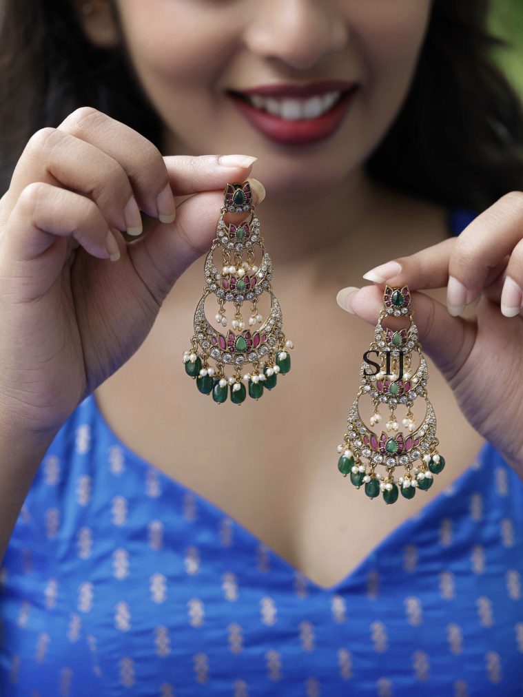 Layered Chandbali Earrings VARIE01154