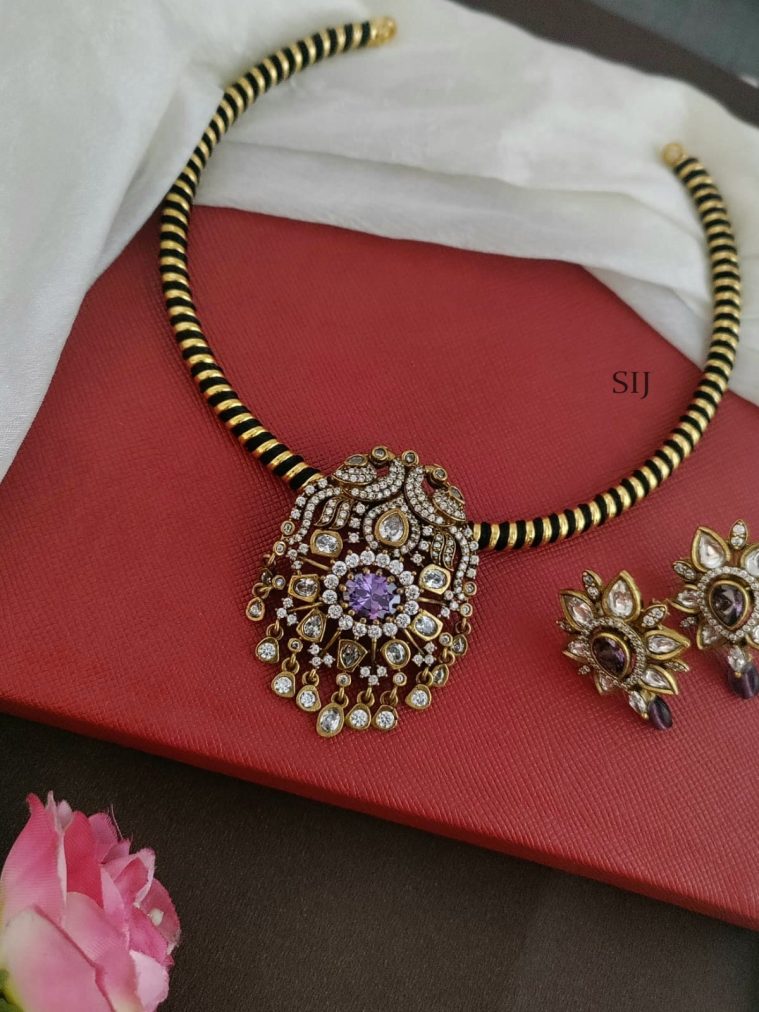 Peacock Hasli Necklace DEVIN00702