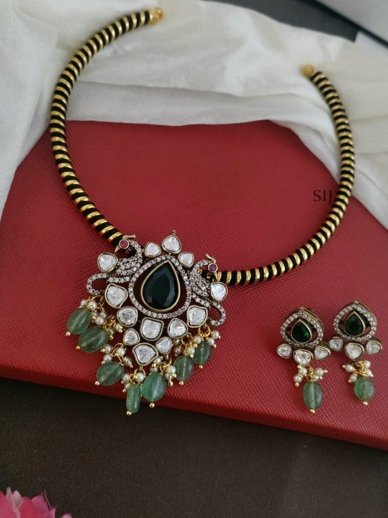 Peacock Victorian Hasli Necklace DEVIN00698