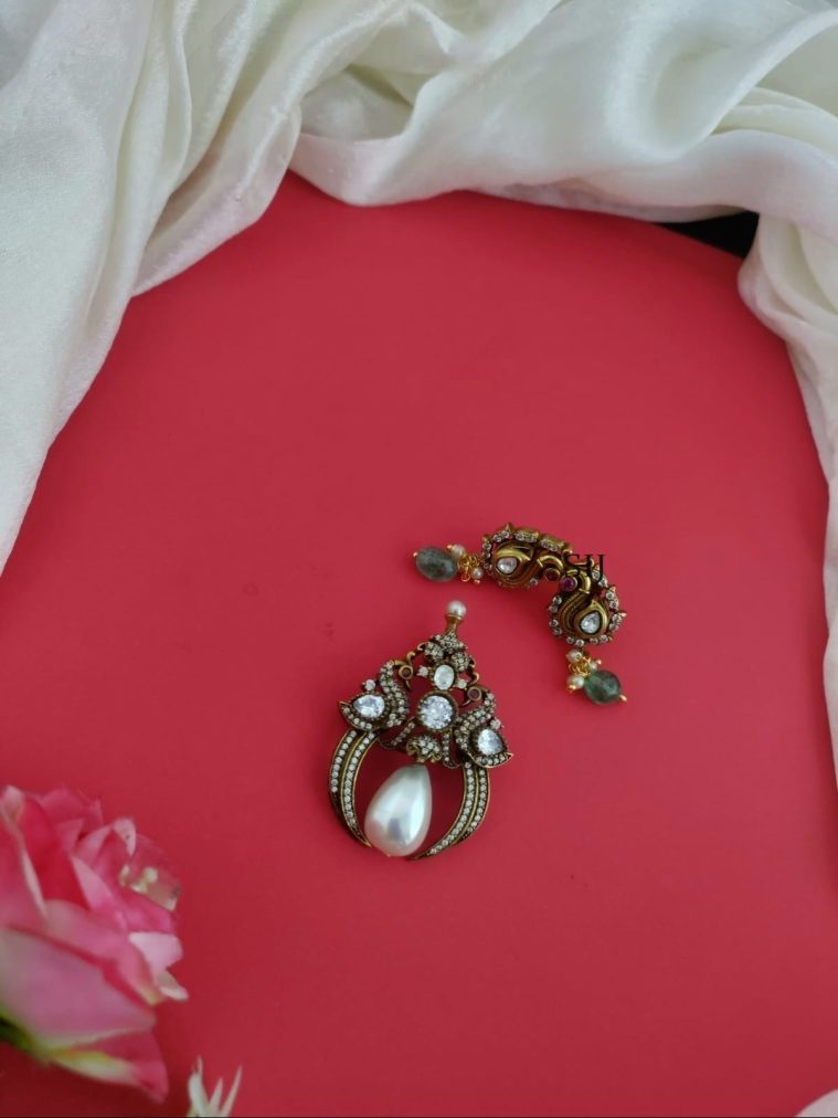 Peacock Victorian Pendant DEVIPC00680