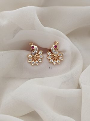 Peacock White Stone Earstuds