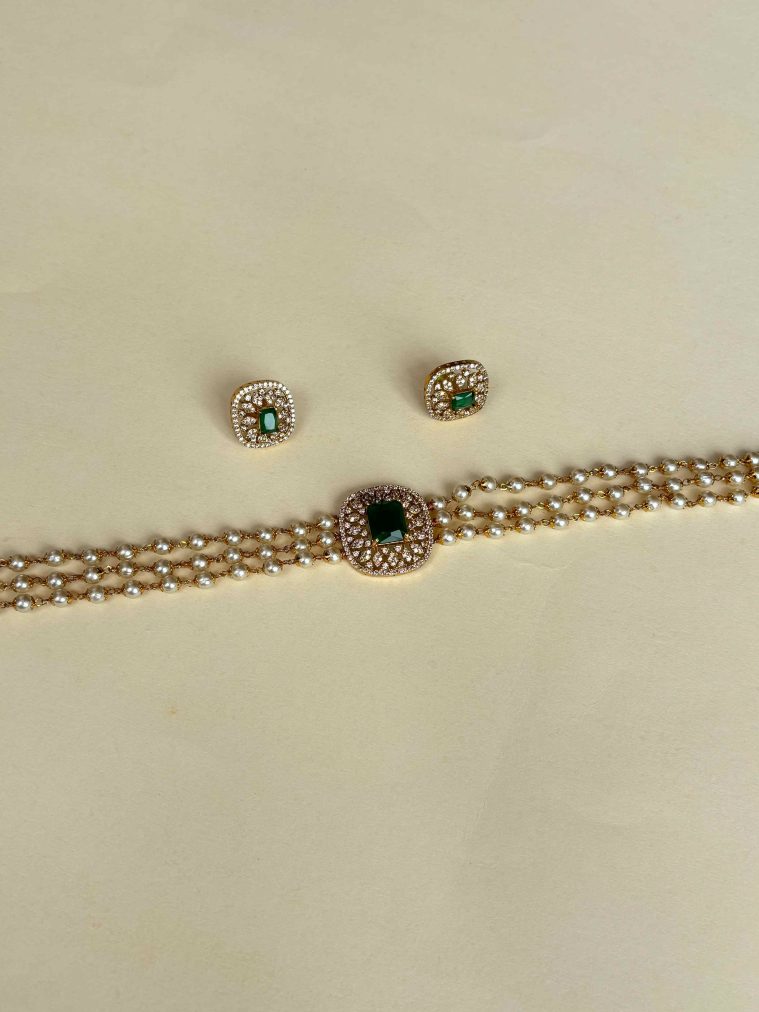 Pearl AD Emerald Choker SPAIC02638