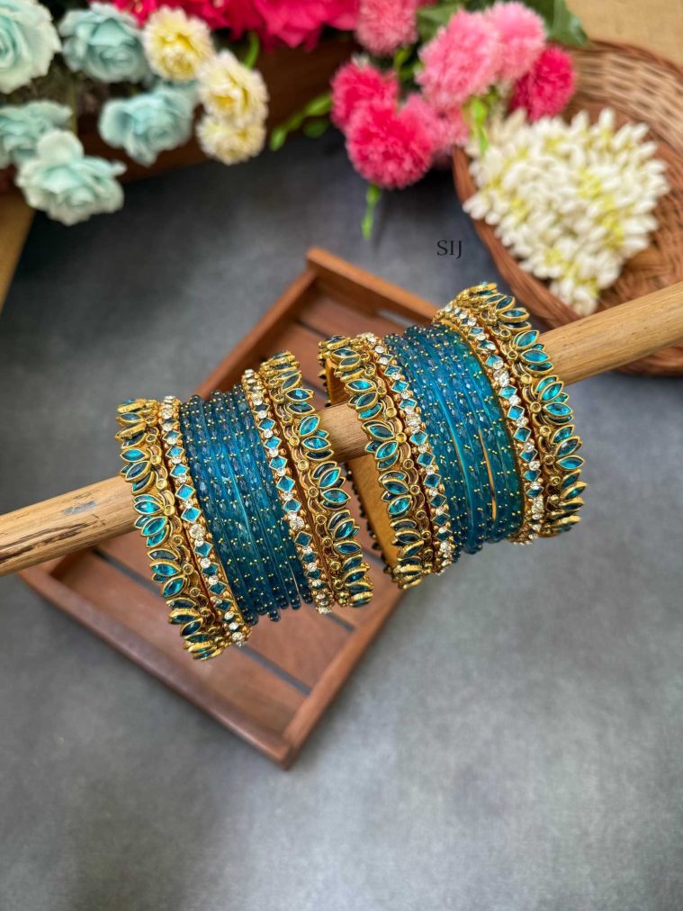 Royal Blue Silk Thread Glass Bangles MAAIB000054